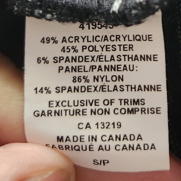 Great condition, size small skirt. Final price - Picture 4 of 4